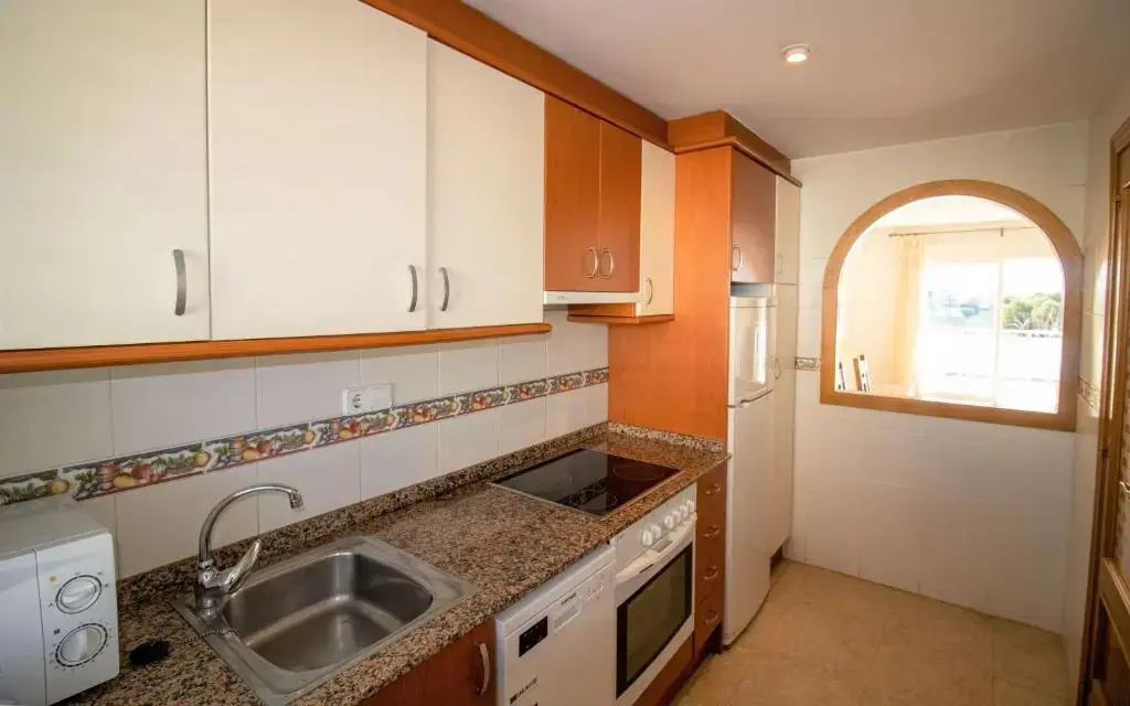 Canaret A Apartamento en segunda línea de playa Albert Villas