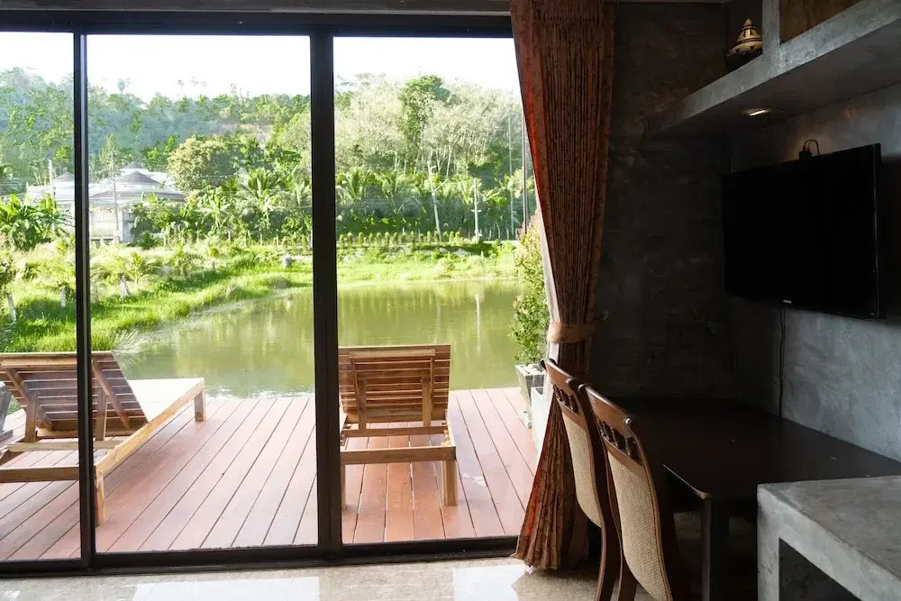 Anodard Phuket, Nai Yang Beach