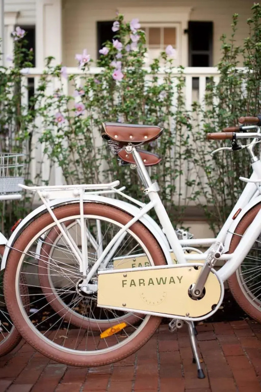 Faraway Nantucket