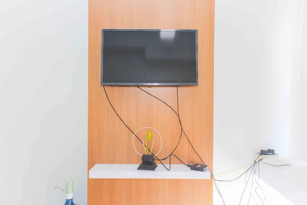 Warm and Cozy Studio Patraland Urbano Apartment