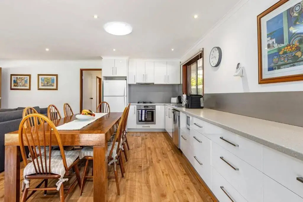 Casa Bella - perfect for families, only 700m to front beach