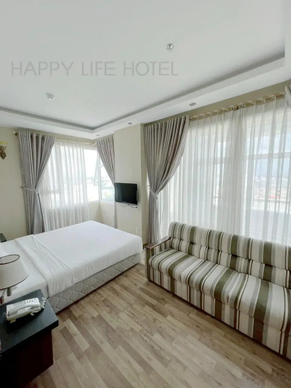 Happy Life Hotel District 7 Gần SECC