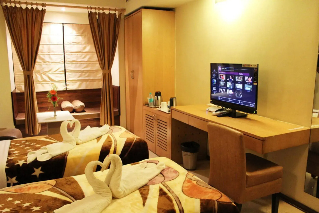 Mayur Residency