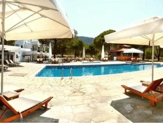Alexandros Hotel Apartments