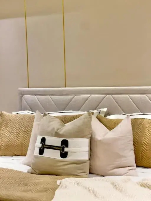 Luxury Apartment at Piantini Urbano Res. floor 12