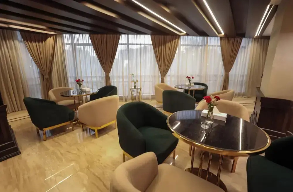 Cairo Taj Mohandessn Hotels & Suites