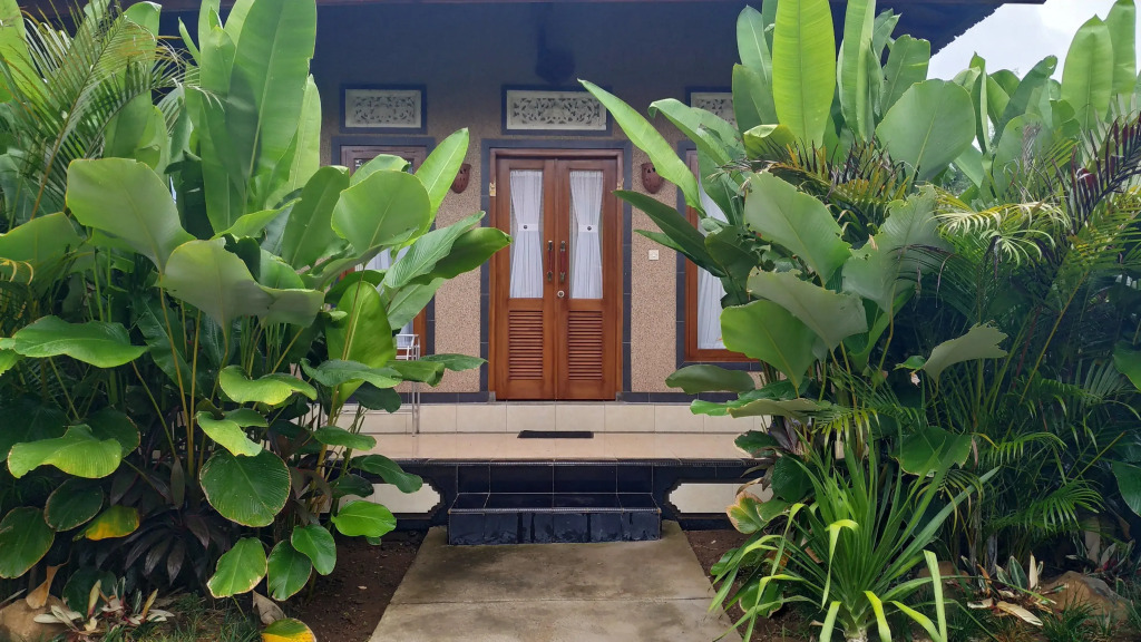 Eliska Sari Bungalows Sumberkima