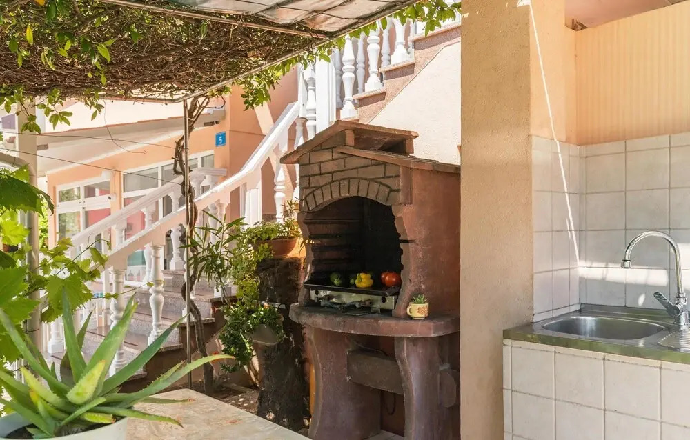 Awesome Apartment in Zambratija With Wifi and 2 Bedrooms