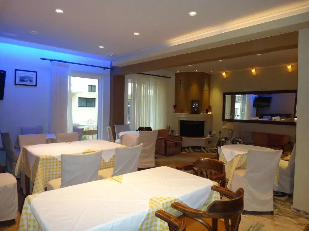 40 Platania Hotel