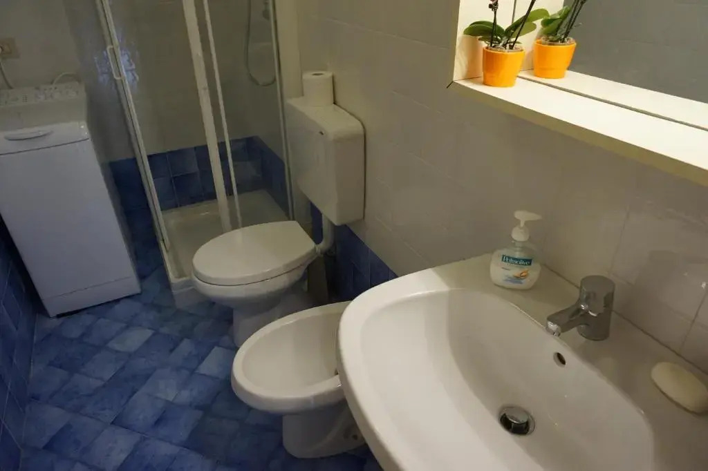 Nice Renewed Beachfront Flat on the Ground Floor