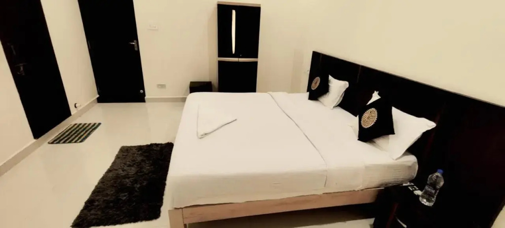 Chirooss Homestays And Resorts