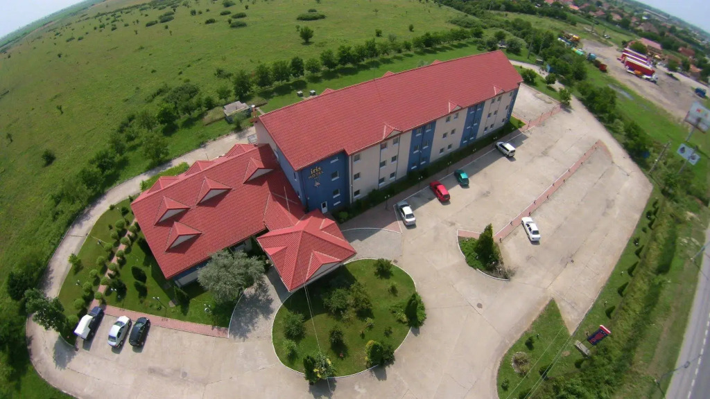 Iris Hotel