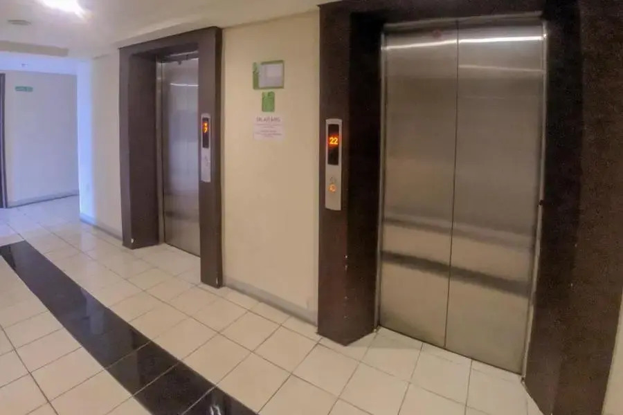 RedDoorz Apartment @ Serpong Greenview 2