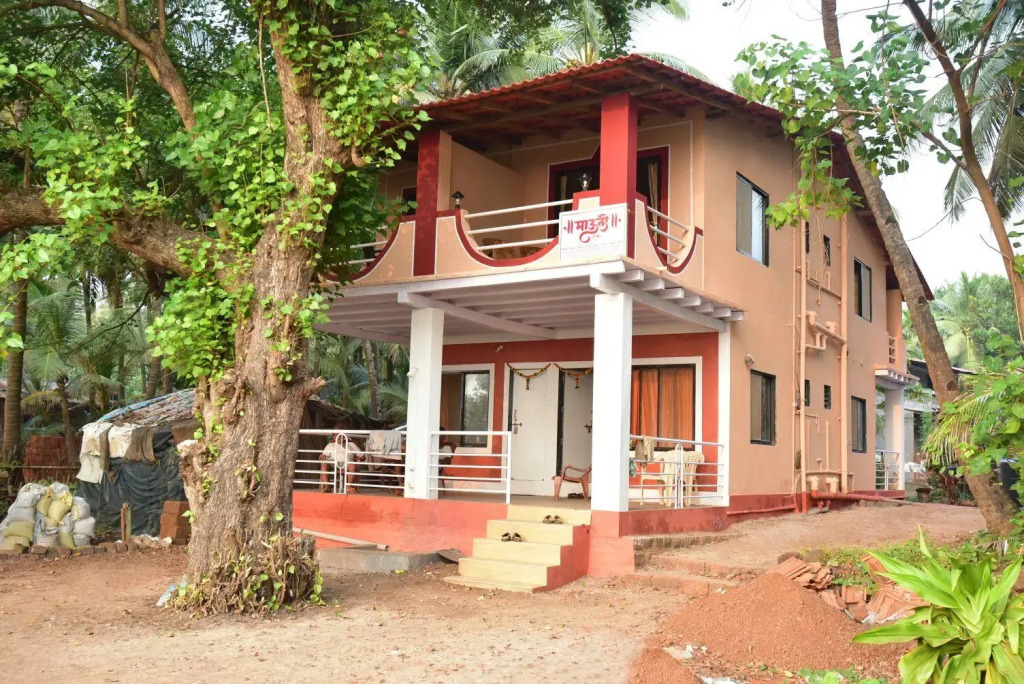 Mauli Seaview