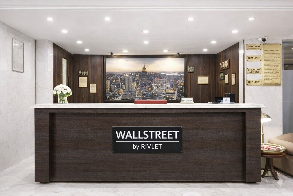Wall Street Hotel