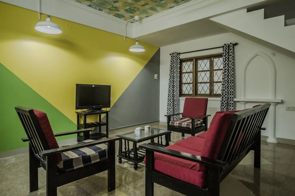 OYO 23075 Home Modern 3BHK Villa Saligao