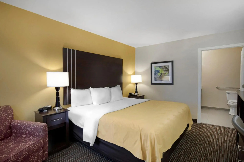 Quality Inn Seneca