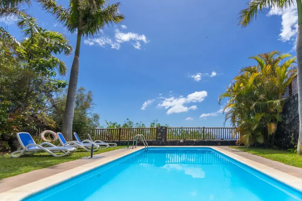 Casa Rural con Piscina Compartida en Mazo