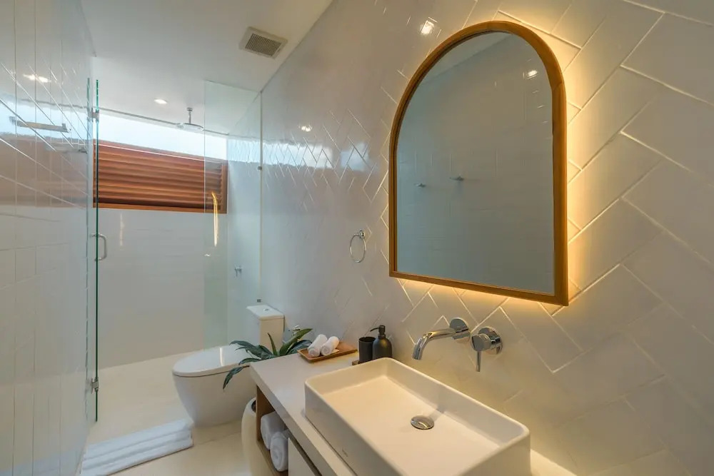 Puri Senang - Modern Pool Villa, 6 Mins to Berawa Beach & Finns