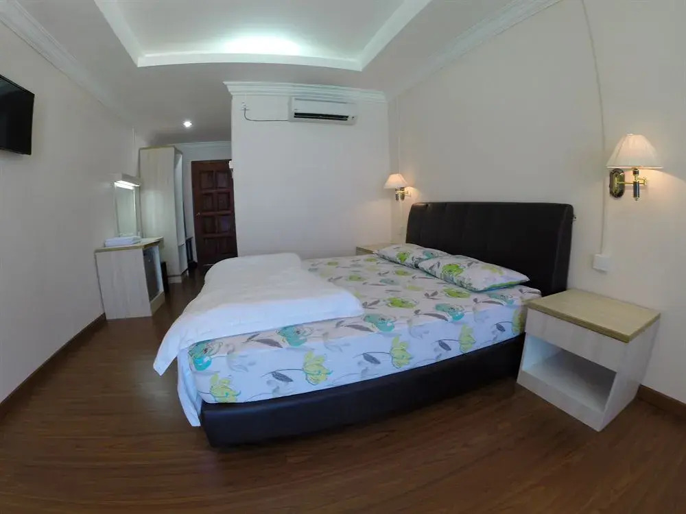 New Cocohut Chalet