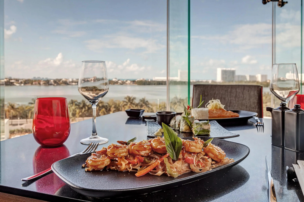 Royalton CHIC Cancun, An Autograph Collection All-Inclusive Resort