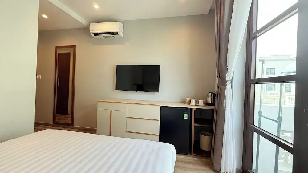 Sunset Marina Hotel