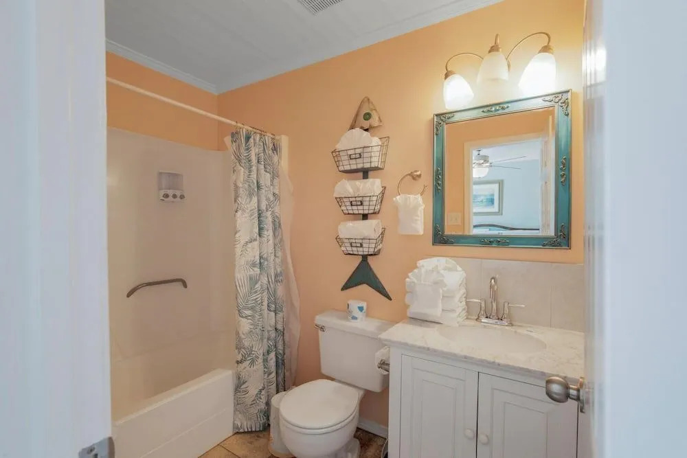 Pet Friendly Condo in Gulf Shores Outdoor Pool