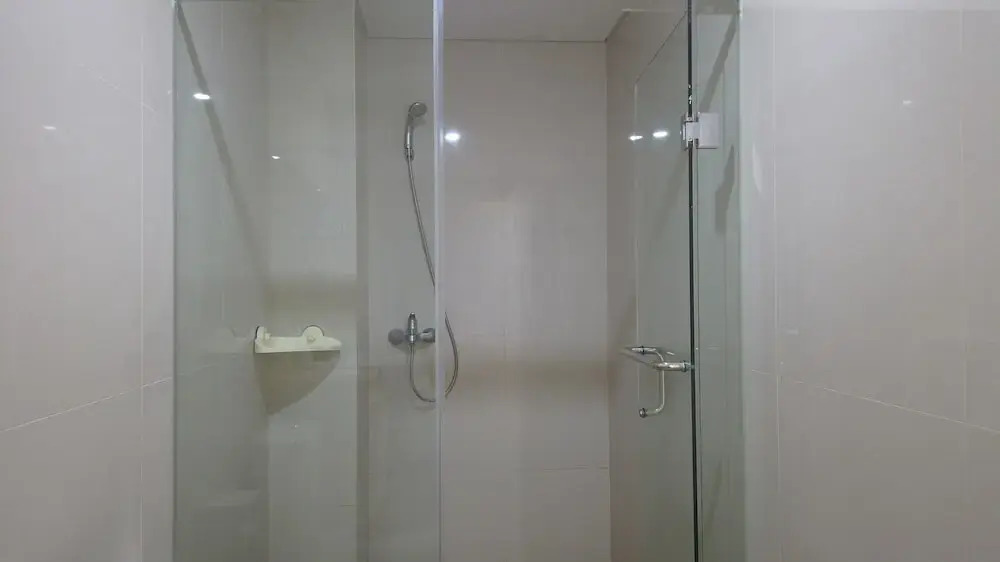 Deluxe 3BR Apartment with City View at Landmark Residence