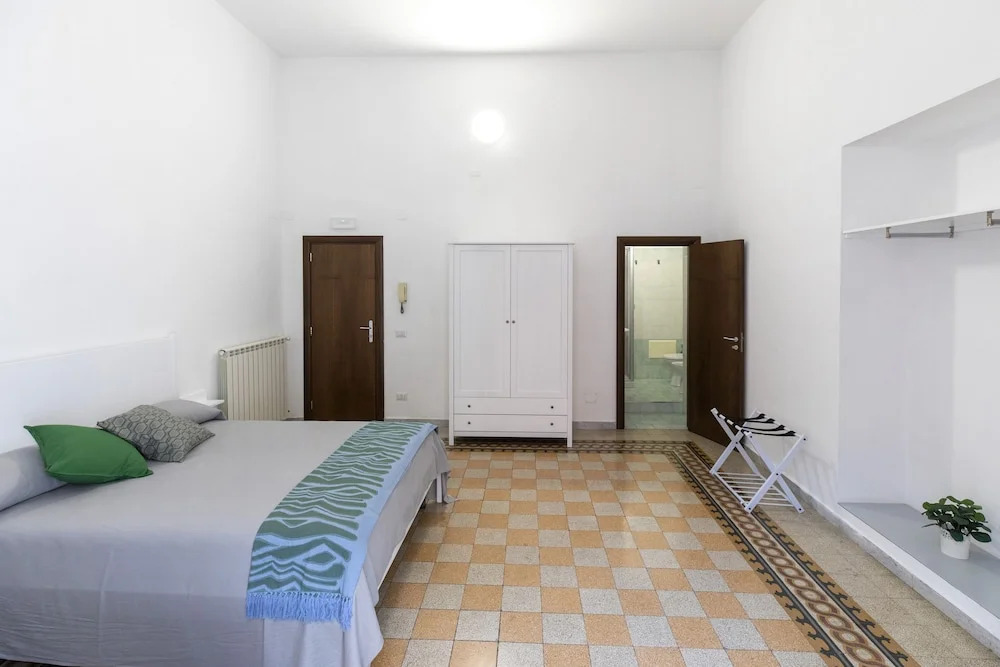 Rooms 339