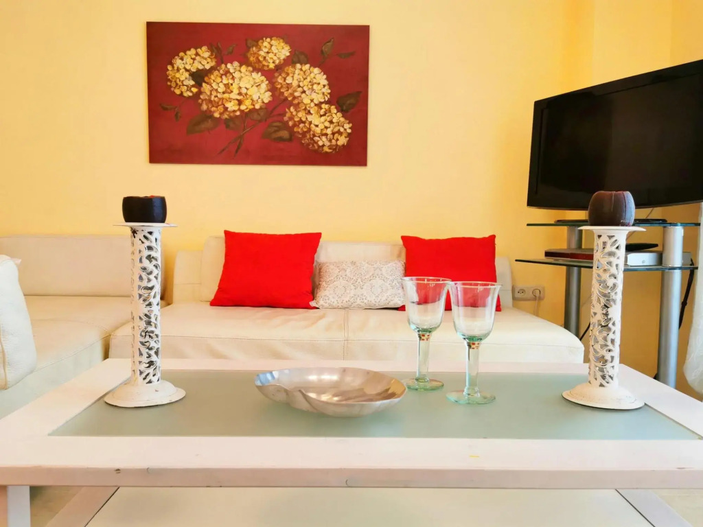 Banana Beach Marbella 4 pax 369
