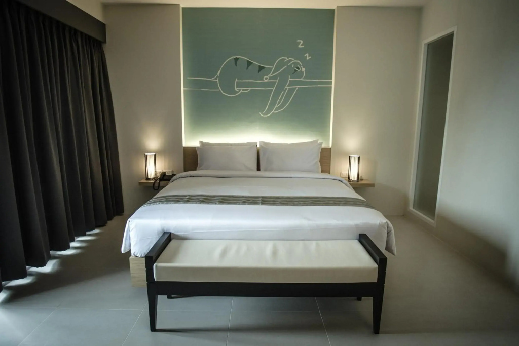 TIRAS Patong Beach Hotel