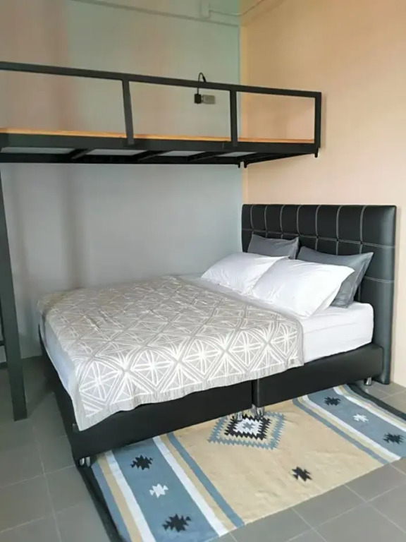 The 8 hostel Buriram