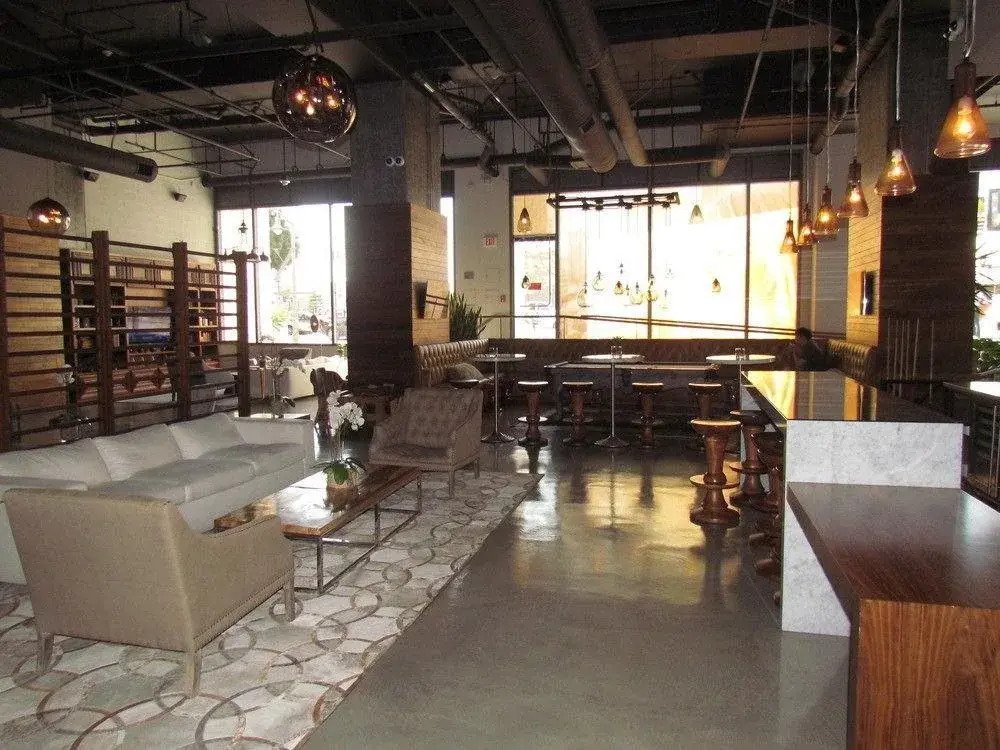 Luxury Place in Downtown