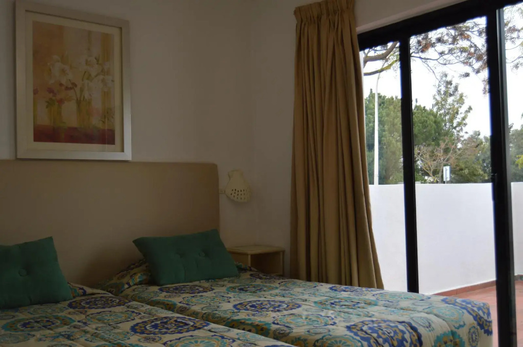 Mouraliz Apartmentos