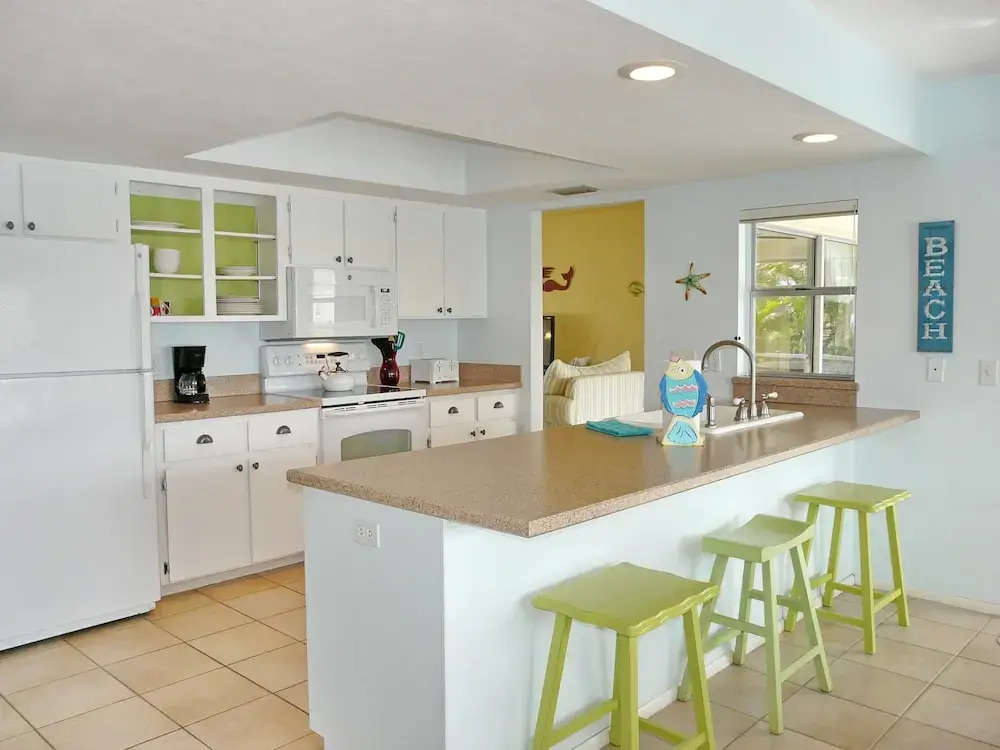 1211 Spanish Court