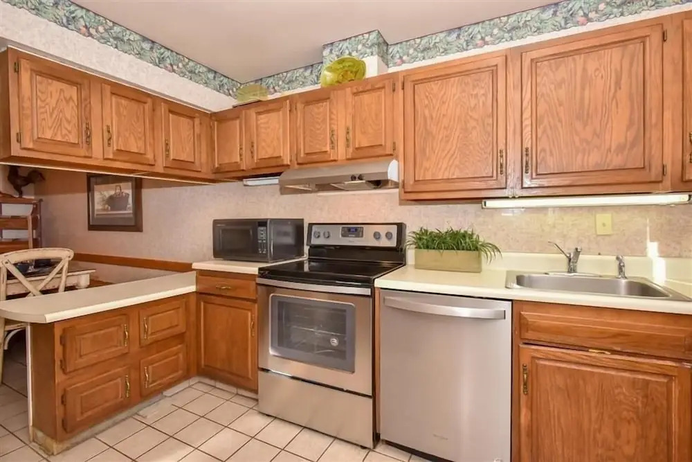 Seven Springs 4 BR Deluxe Townhouse, Sleeps 11! by RedAwning
