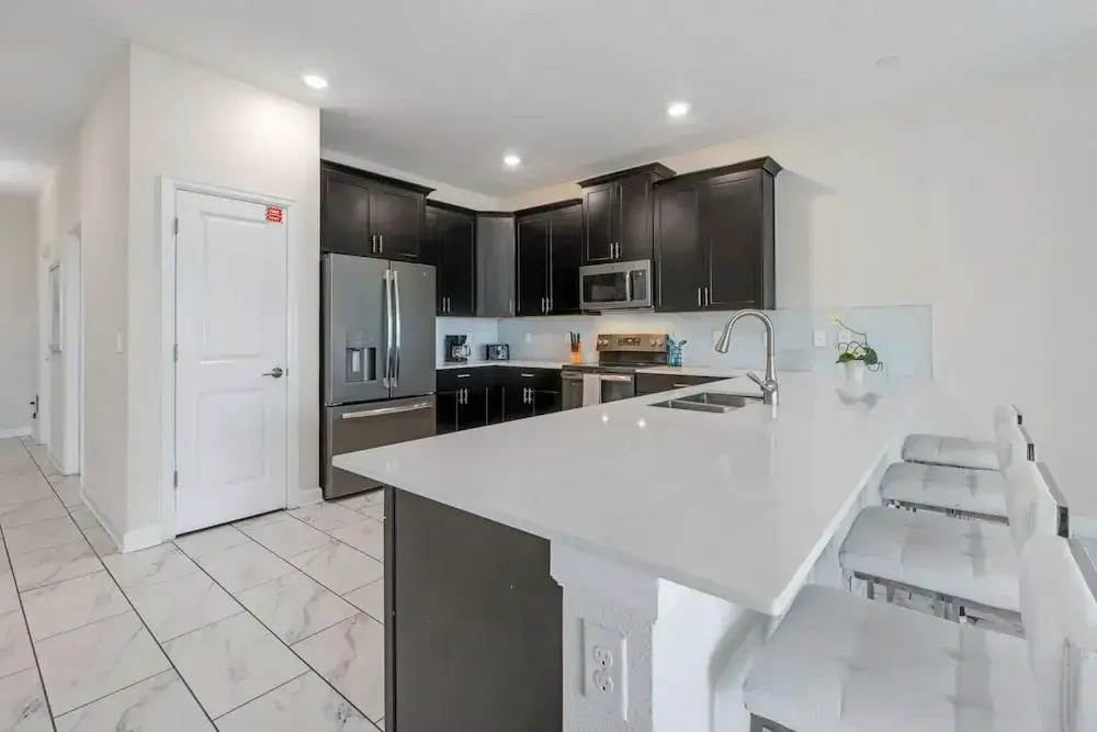 Wonderful Home With Movie Room Near Disney
