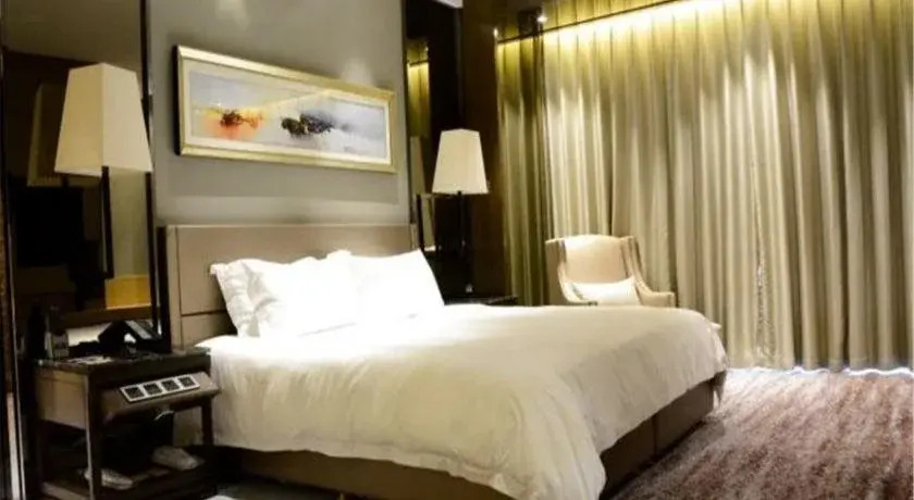 Enjoy Hotel