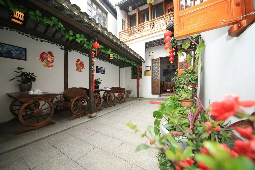 Zhouzhuang Courtyard 99 Hostel