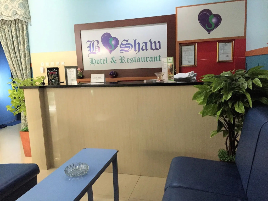 B Shaw Hotel