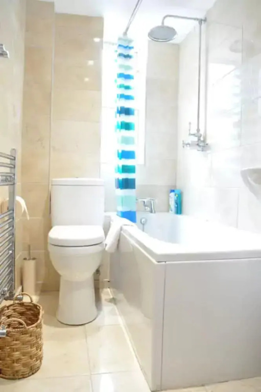 Central 2 Bedroom Property in Marble Arch