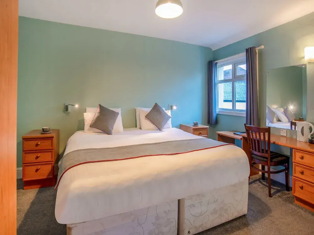Padarn Hotel