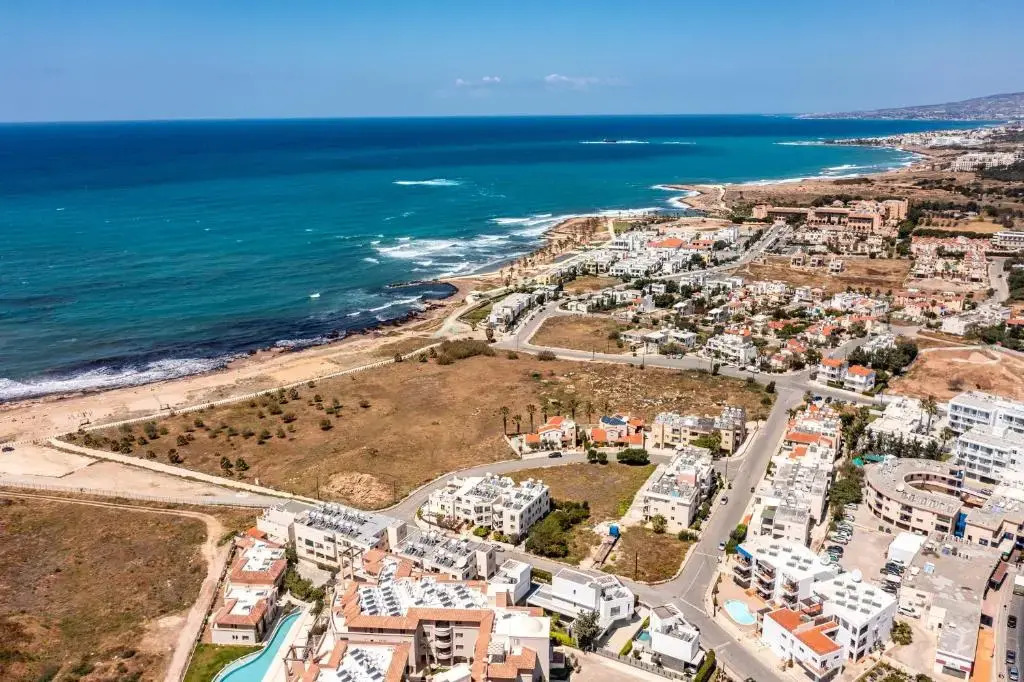 2bed Apartment by the Sea