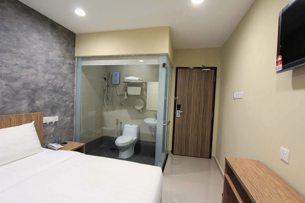 Era Plus Hotel