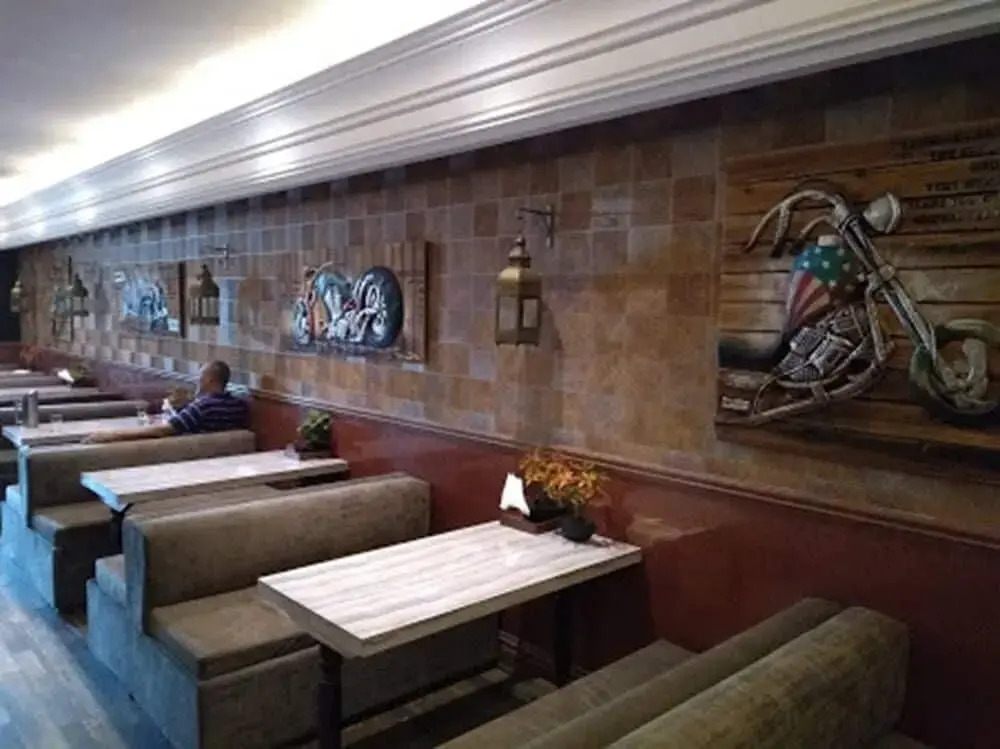 Hotel Meenakshi Palace