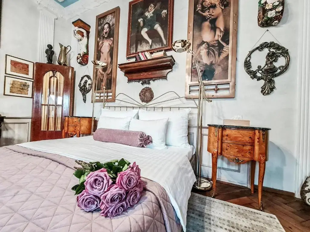 Divná pani Luxury Gallery Rooms