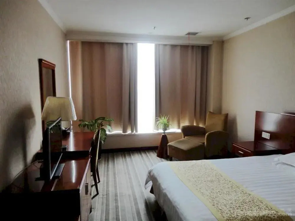 Golden Palace Hotel