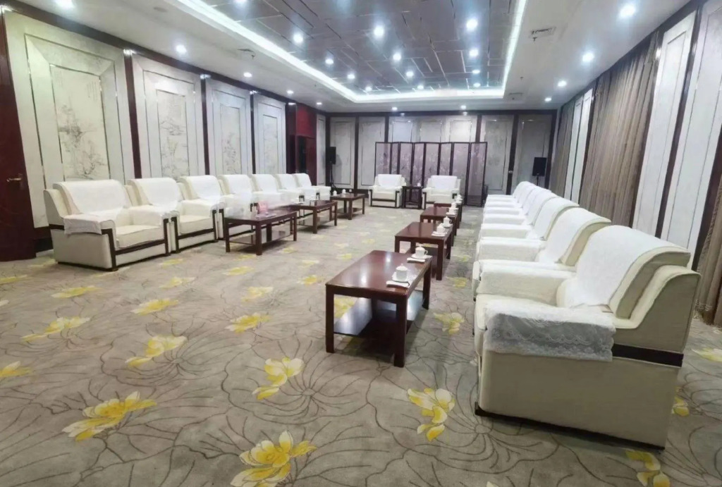 Yangling International Conference & Exhibition Center Hotel