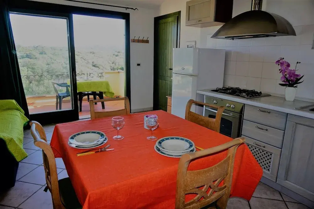 Lampara Apartments
