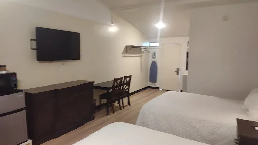 Royal Inn Motel